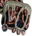 necklace_1.jpg (48292 bytes)